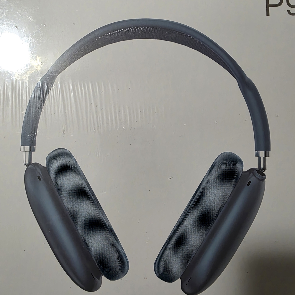 Over-Ear Wireless Headphones in Navy Blue